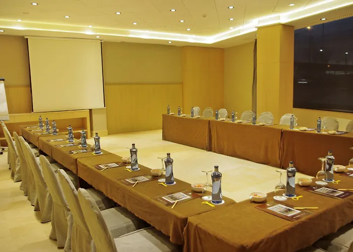 ホテル Doubletree By Hilton 4*