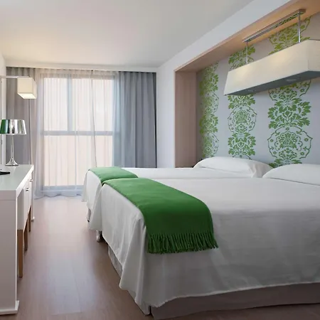 Hotell Doubletree By Hilton Girona