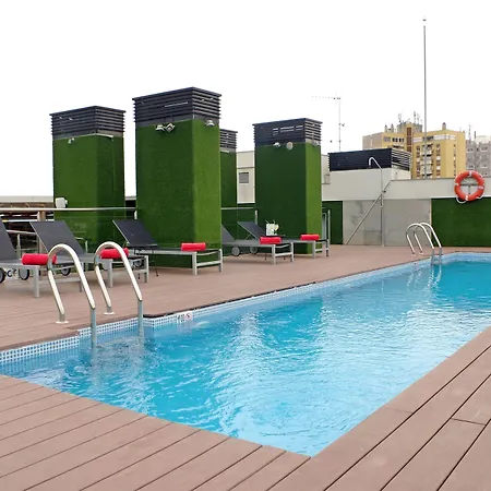 Отель Doubletree By Hilton