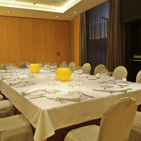 Hotell Doubletree By Hilton Girona